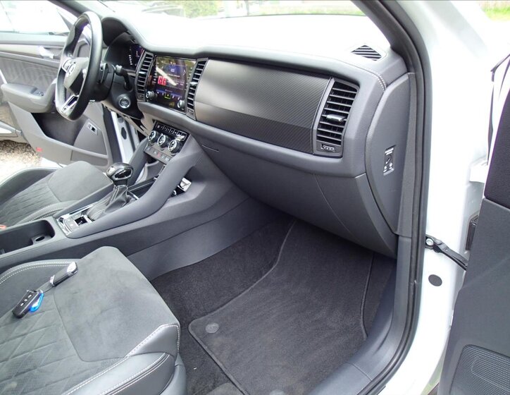 Škoda Kodiaq SUV / Terénní 1,5 l 110 kw