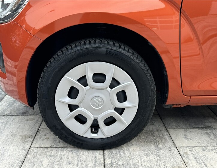 Suzuki Ignis 37