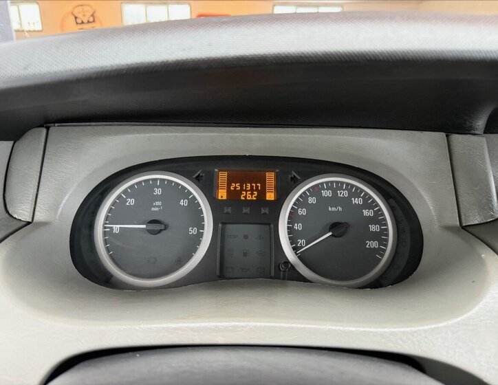 Renault Trafic MPV 2,0 l 84 kw