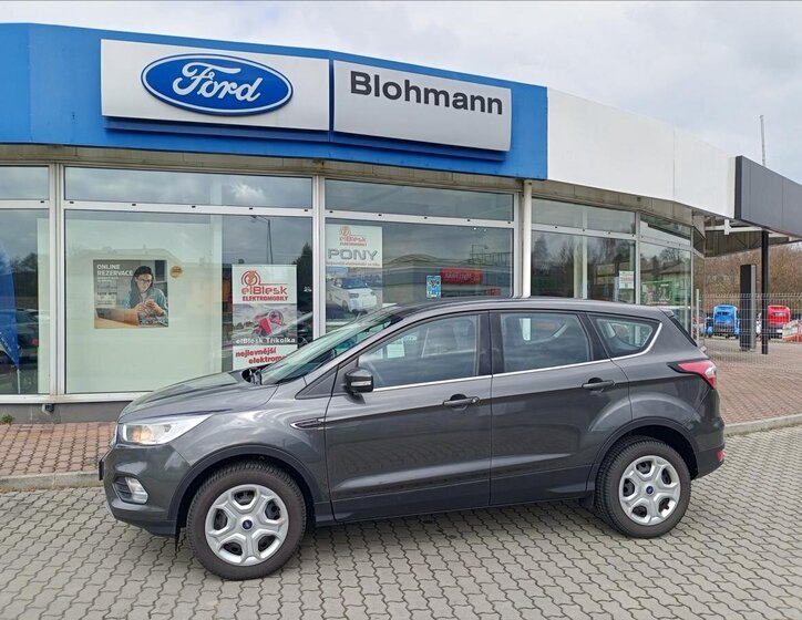 Ford Kuga SUV / Terénní 1,5 l 88 kw