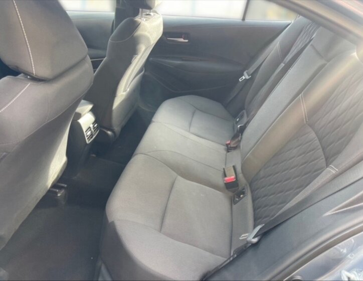 Toyota Corolla Sedan / Limuzína 1,5 l 92 kw