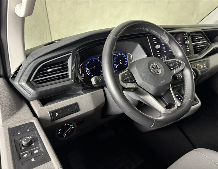 Volkswagen Transporter 21