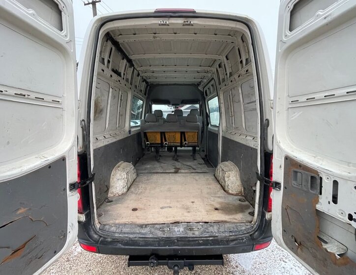 Volkswagen Crafter Skříň 2,5 l 80 kw