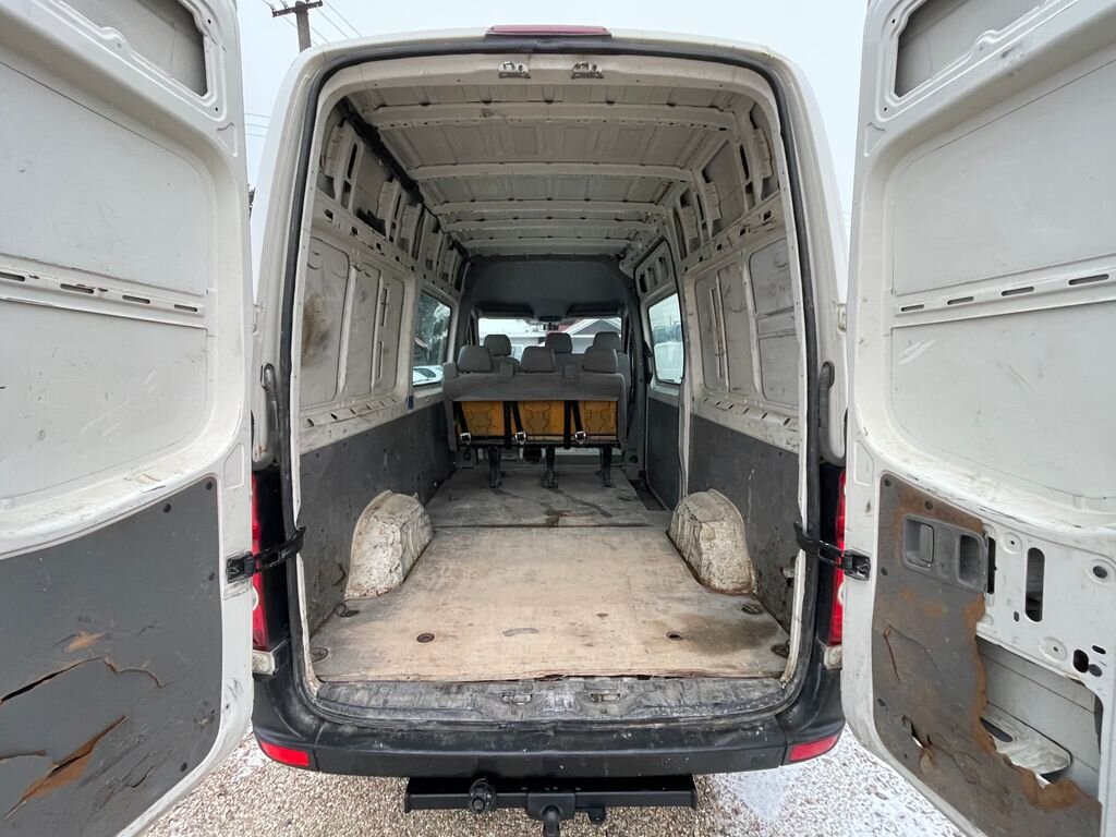 Volkswagen Crafter Skříň 2,5 l 80 kw