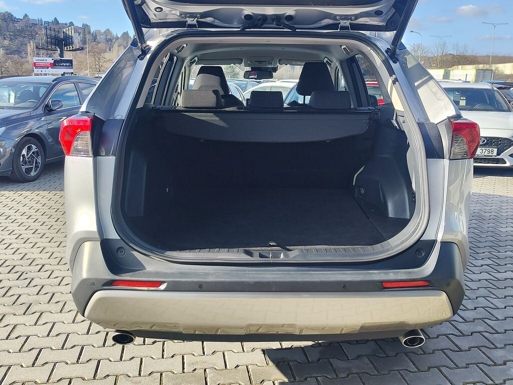 Toyota RAV4 SUV 2,5 l 163 kw
