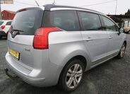 Peugeot 5008 MPV 2,0 l 120 kw