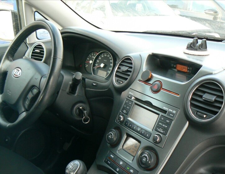 KIA Carens Hatchback 1,6 l 94 kw