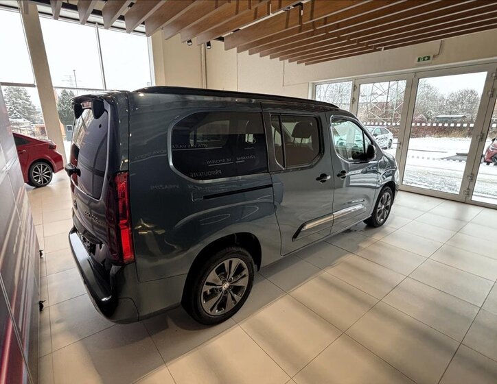 Toyota ProAce City Verso MPV 1,5 l 96 kw