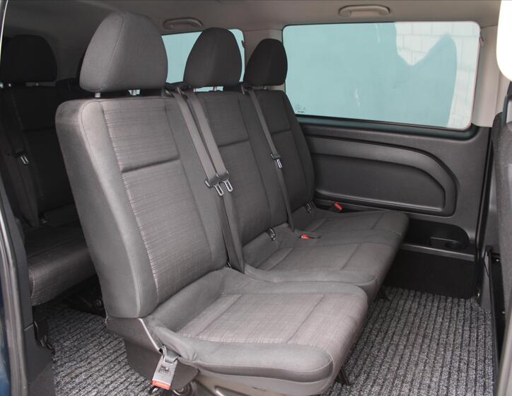 Mercedes-Benz Vito 11