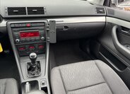 Audi A4 Kombi 2,0 l 103 kw
