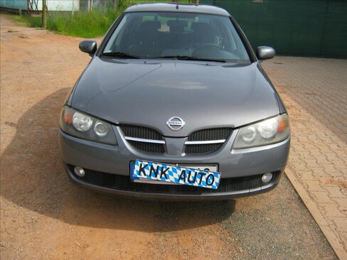 Nissan Almera Hatchback 1,5 l 72 kw