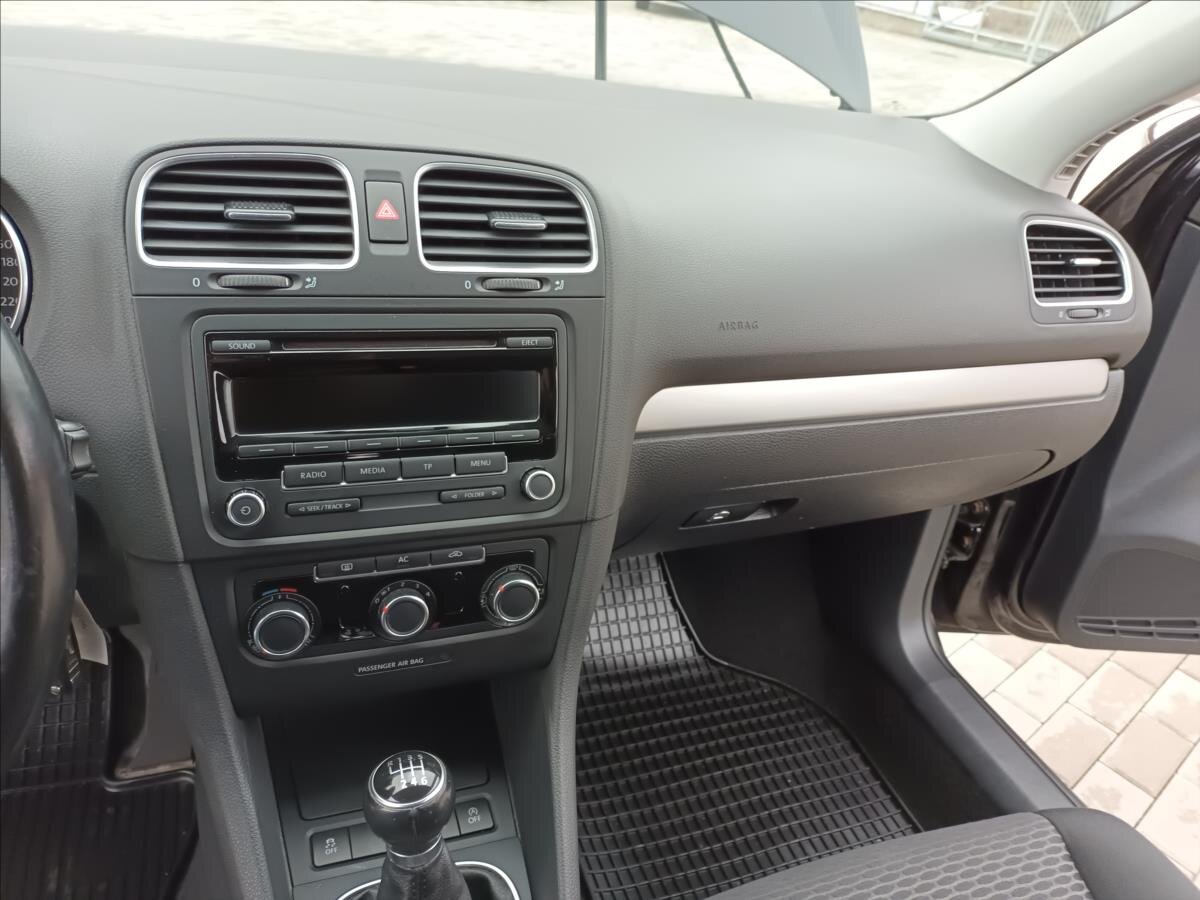 Volkswagen Golf Hatchback 1,2 l 77 kw