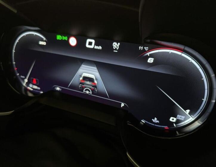 Alfa Romeo Stelvio 14