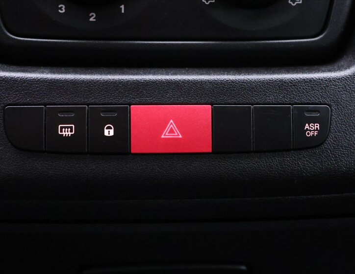 Opel Movano Skříň 2,2 l 88 kw