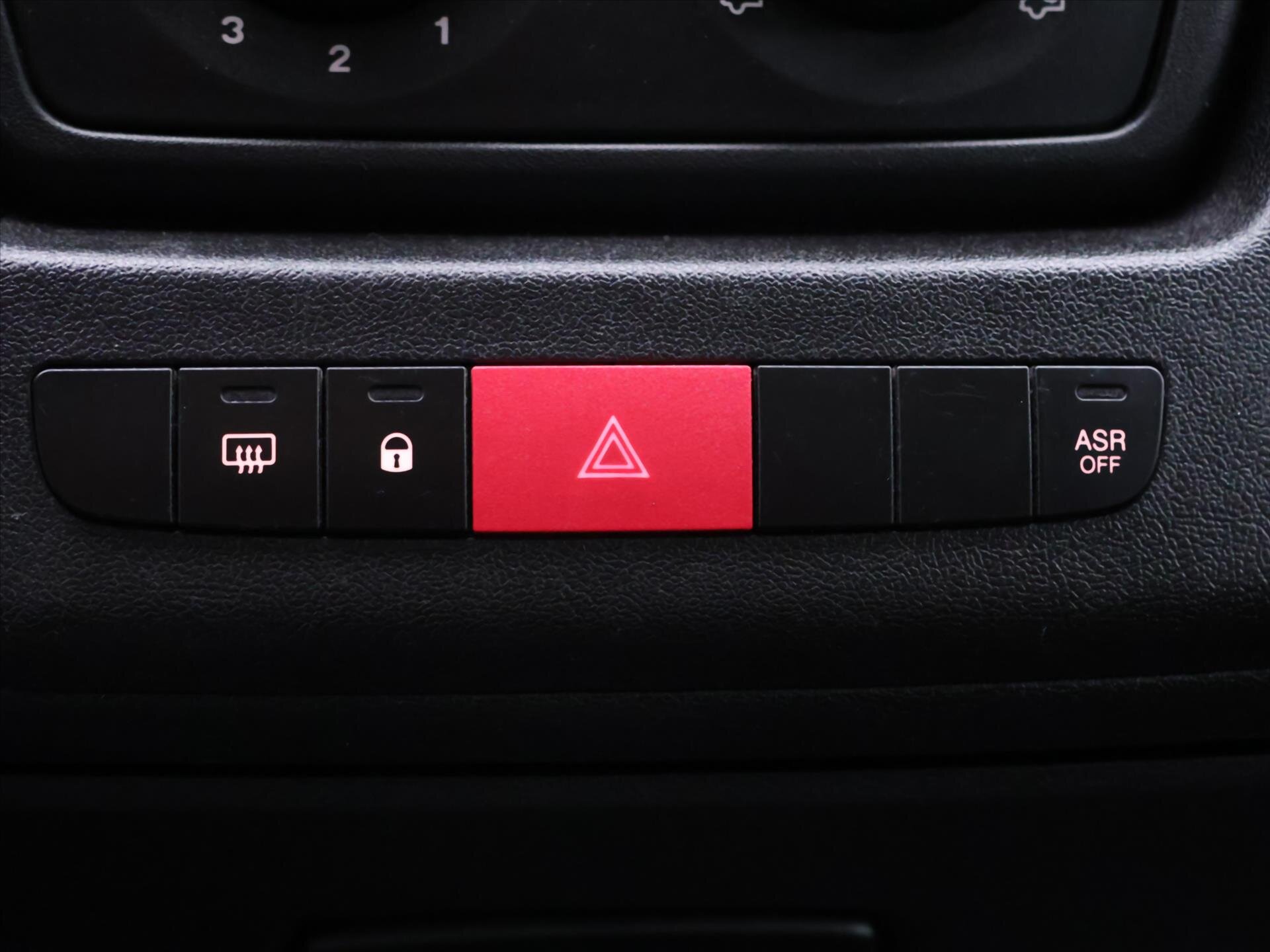 Opel Movano Skříň 2,2 l 88 kw