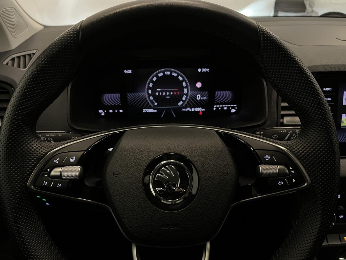 Škoda Karoq SUV 1,5 l 110 kw