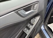 Ford Focus Kombi 999,0 92 kw