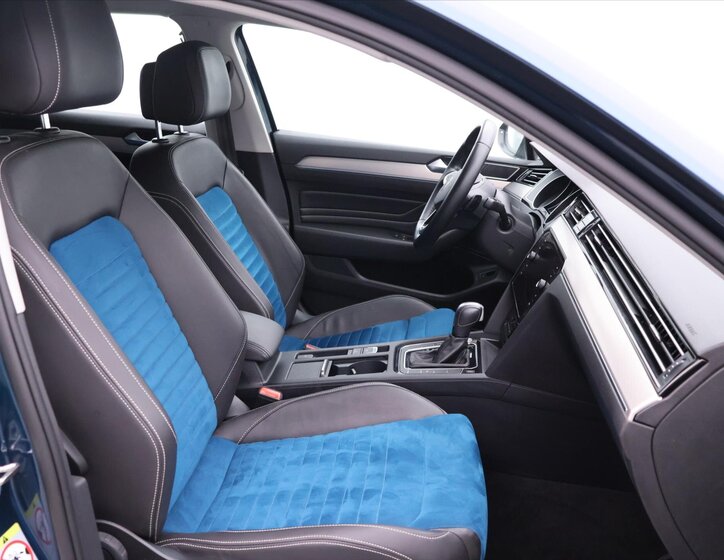 Volkswagen Passat Kombi 2,0 l 110 kw