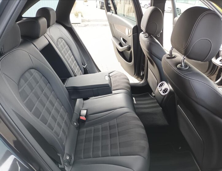 Mercedes-Benz GLC SUV / Terénní 2,0 l 180 kw