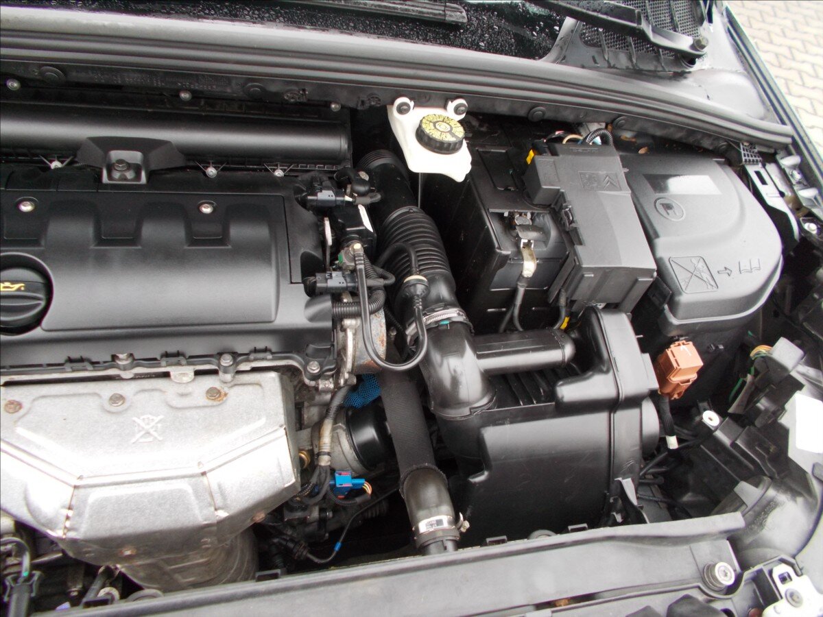 Peugeot 308 Kombi 1,6 l 88 kw