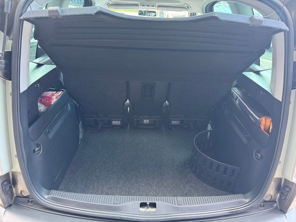 Škoda Roomster MPV 1,2 l 63 kw