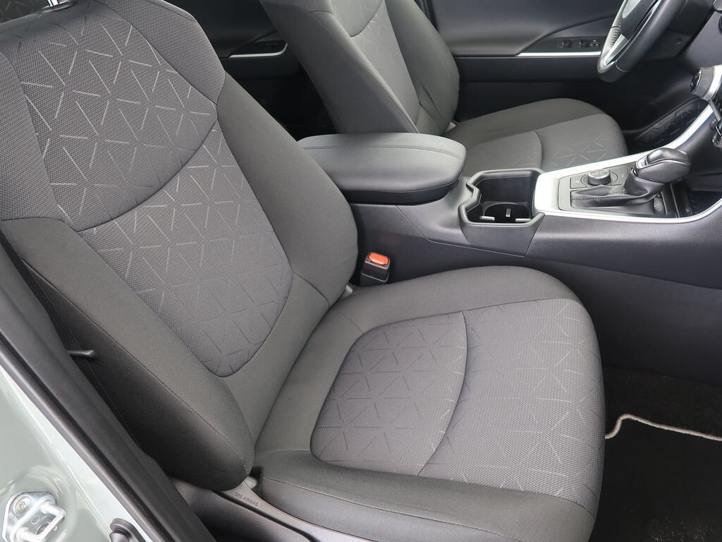 Toyota RAV4 SUV 2,5 l 131 kw