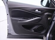 Opel Grandland X SUV / Terénní 1,6 l 147 kw