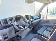 Volkswagen Crafter 9