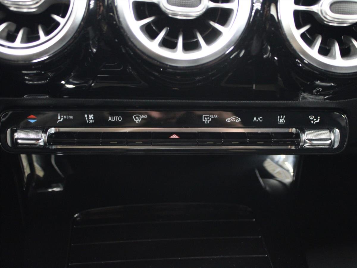 Mercedes-Benz CLA Kombi 2,0 l 140 kw