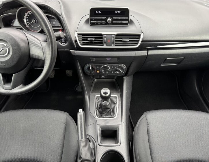 Mazda 3 Hatchback 1,5 l 74 kw