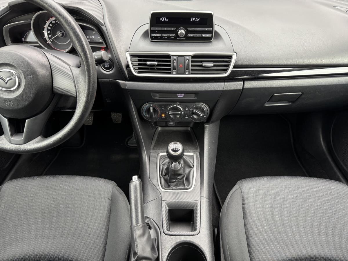 Mazda 3 Hatchback 1,5 l 74 kw