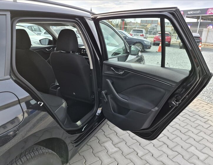 Škoda Kamiq Hatchback 999,0 70 kw
