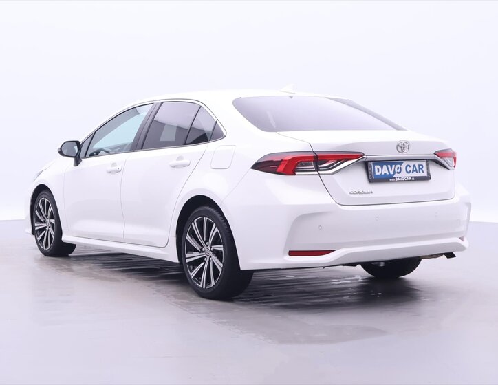 Toyota Corolla Sedan 1,5 l 92 kw