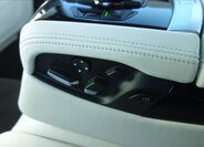 BMW Řada 7 Sedan 4,4 l 330 kw