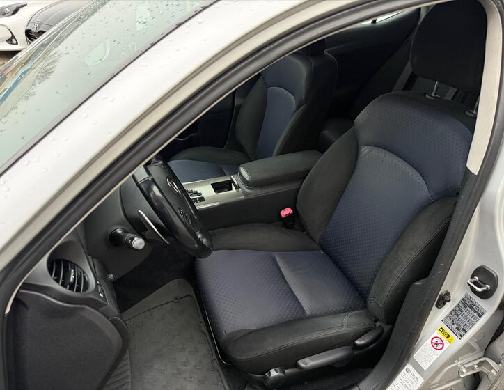 Lexus IS Sedan 2,5 l 153 kw
