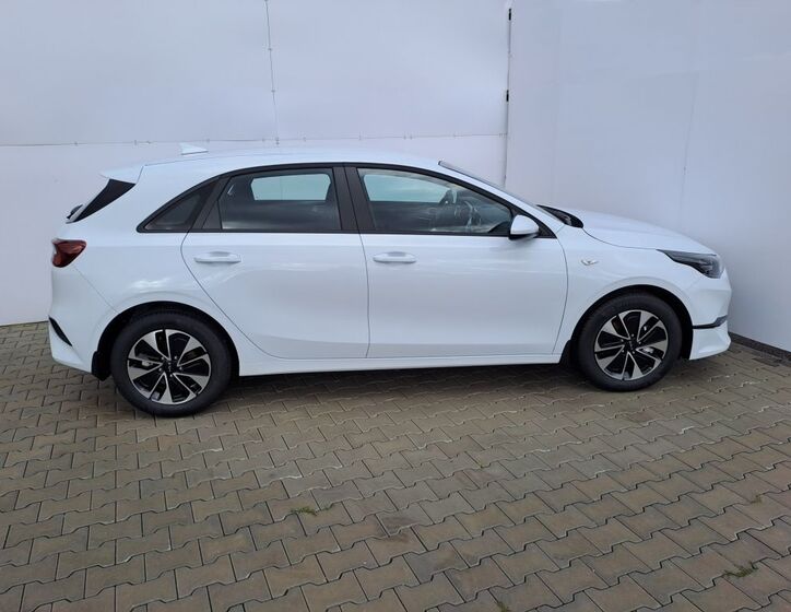 KIA Ceed 8