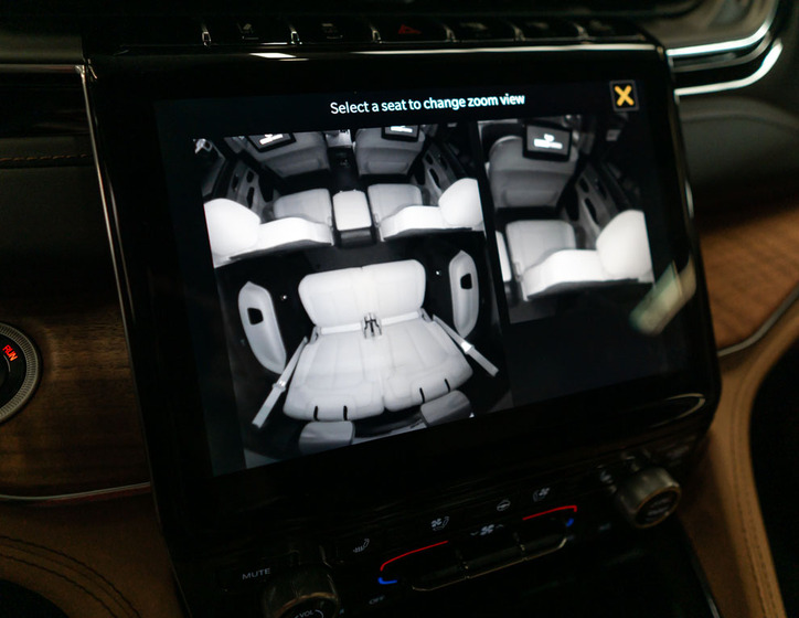 Jeep Grand Cherokee 34