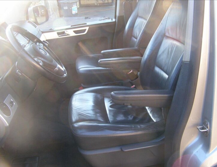 Volkswagen Multivan MPV 2,0 l 132 kw