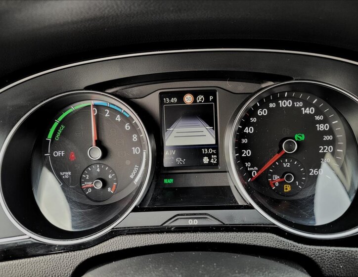 Volkswagen Passat Kombi 1,4 l 160 kw