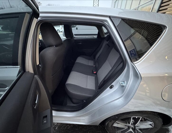 Toyota Auris Hatchback 1,8 l 73 kw