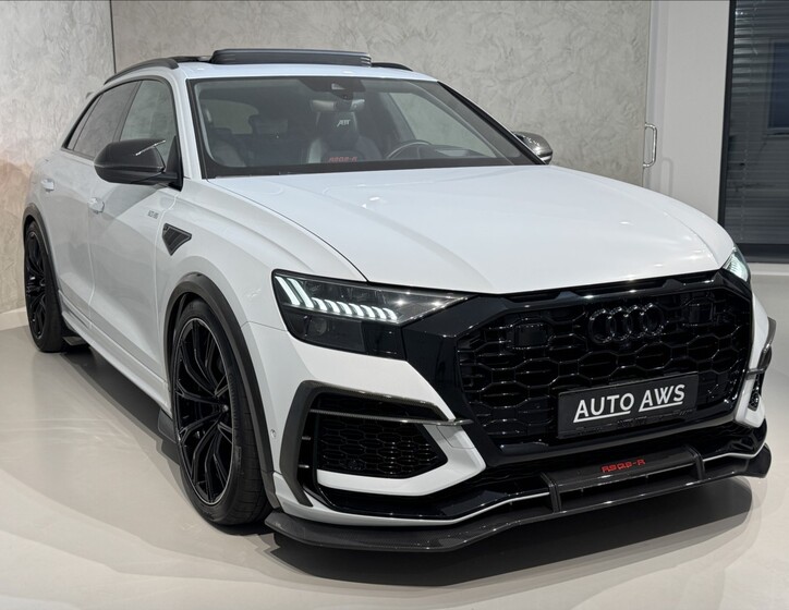 Audi RS Q8 3