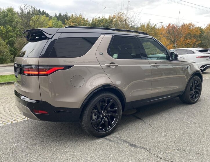 Land Rover Discovery 7