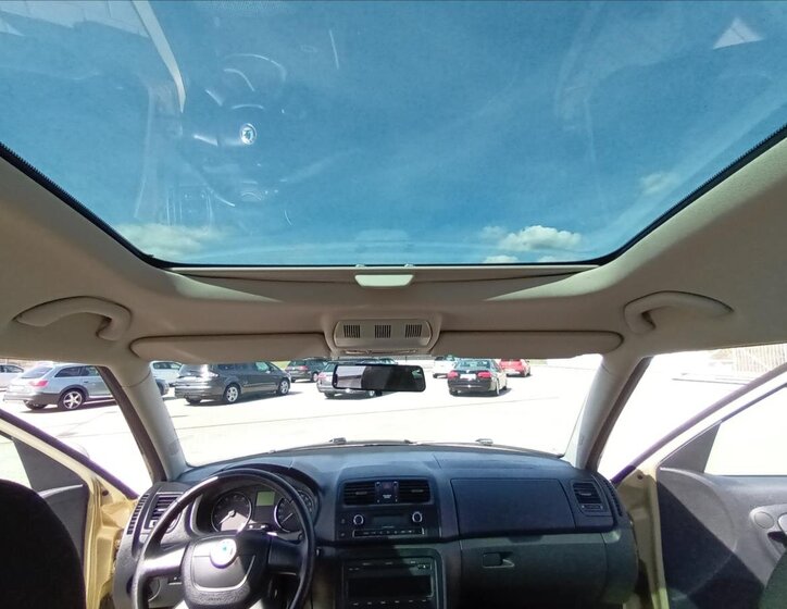 Škoda Roomster Kombi 1,2 l 63 kw