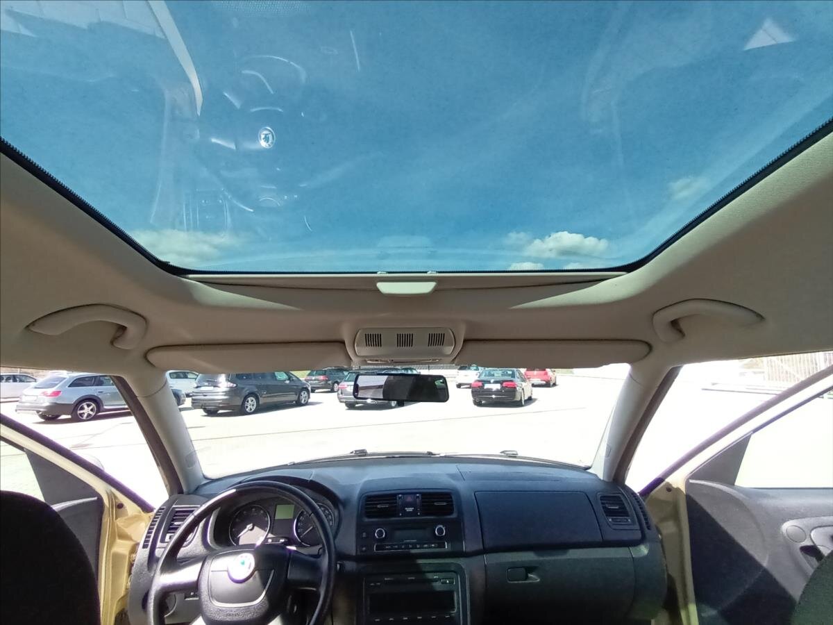 Škoda Roomster Kombi 1,2 l 63 kw