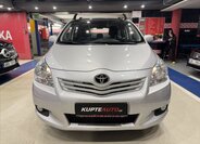 Toyota Verso Kombi 2,0 l 93 kw