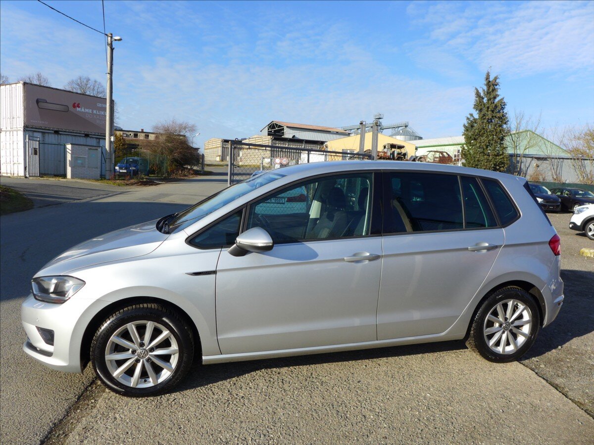 Volkswagen Golf Sportsvan Kombi 1,2 l 63 kw