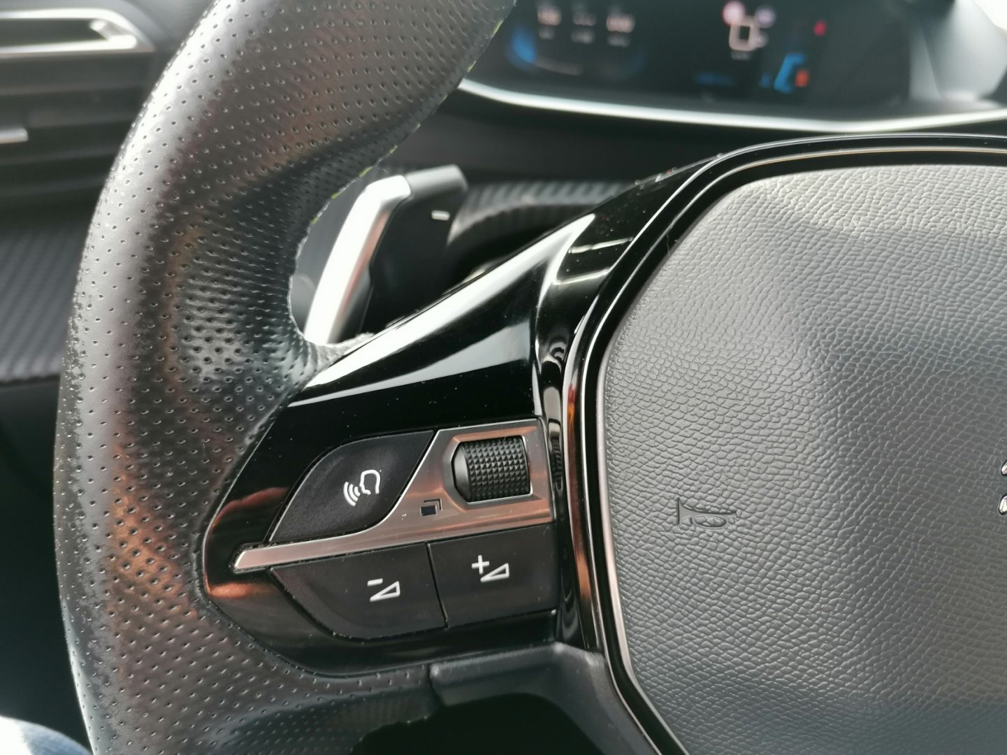 Peugeot 2008 SUV / Terénní 1,2 l 96 kw