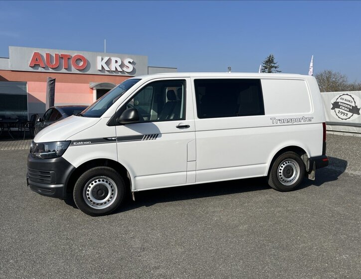 Volkswagen Transporter Kombi 2,0 l 62 kw
