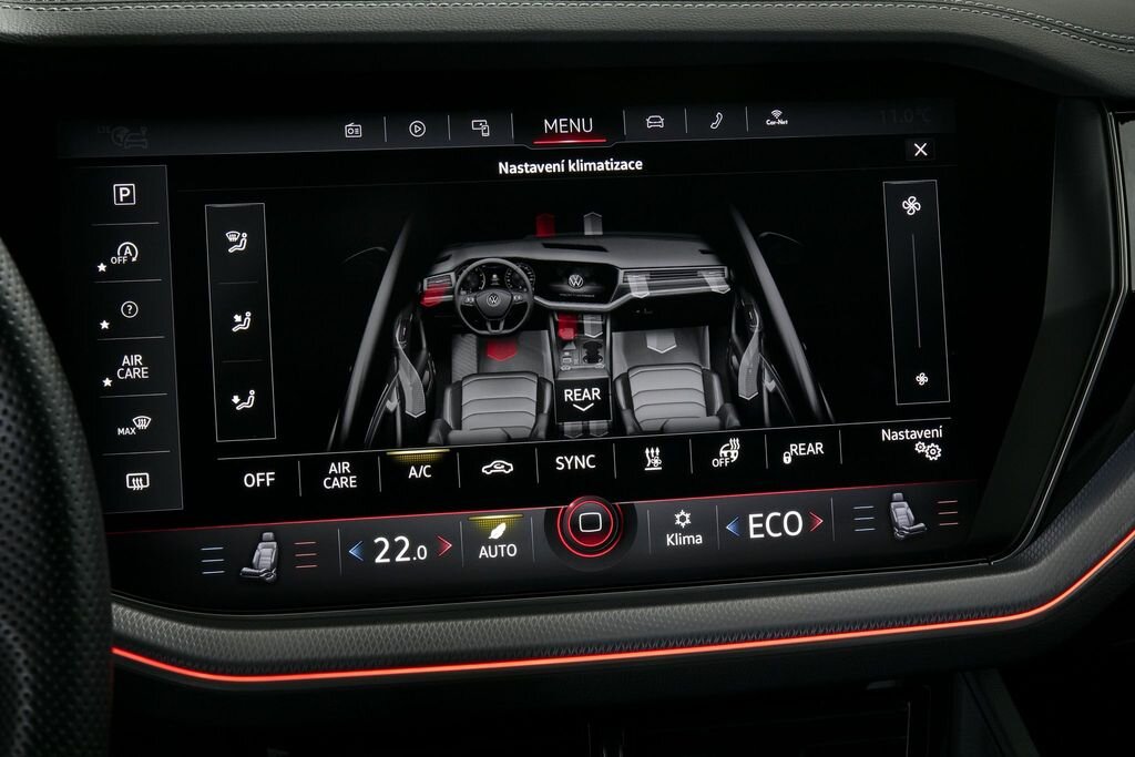 Volkswagen Touareg SUV / Terénní 3,0 l 210 kw