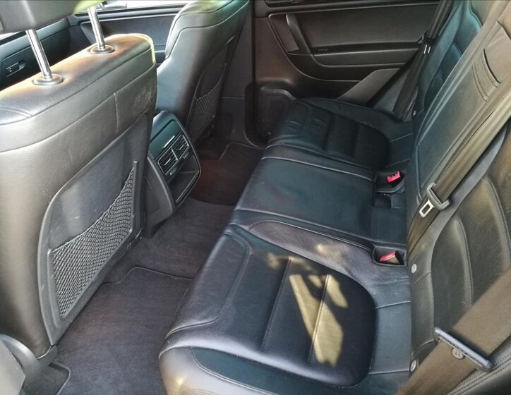 Volkswagen Touareg 17